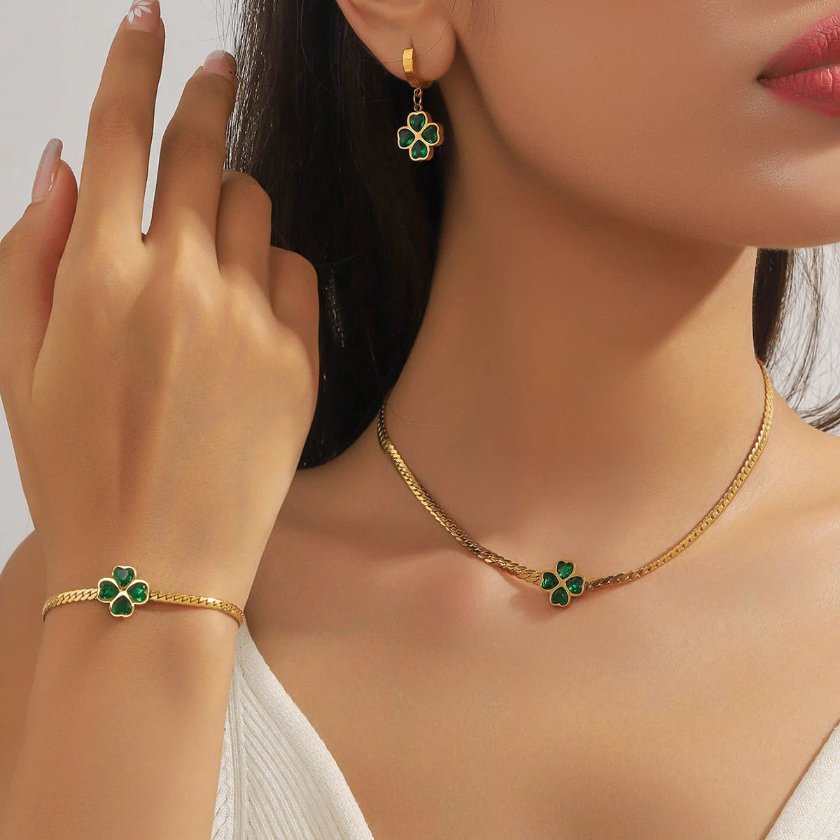 Conjunto Trébol Esmeralda 3 Piezas ✨ Collar + Pulsera + Aretes